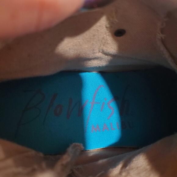 Blowfish Malibu Womens Canvas Strappy High Top Sneakers Size 10 Taupe Casual - Picture 10 of 12